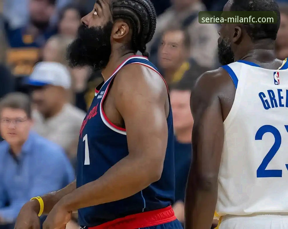 揭秘伦纳德手腕伤势背后的真相：从快船失利看NBA赛程的残酷博弈